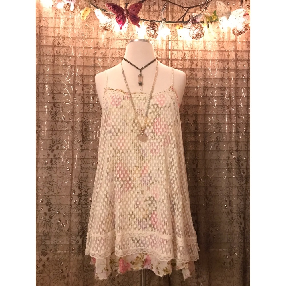 🌷💐Free People floral dotted lace slip dress💐🌸